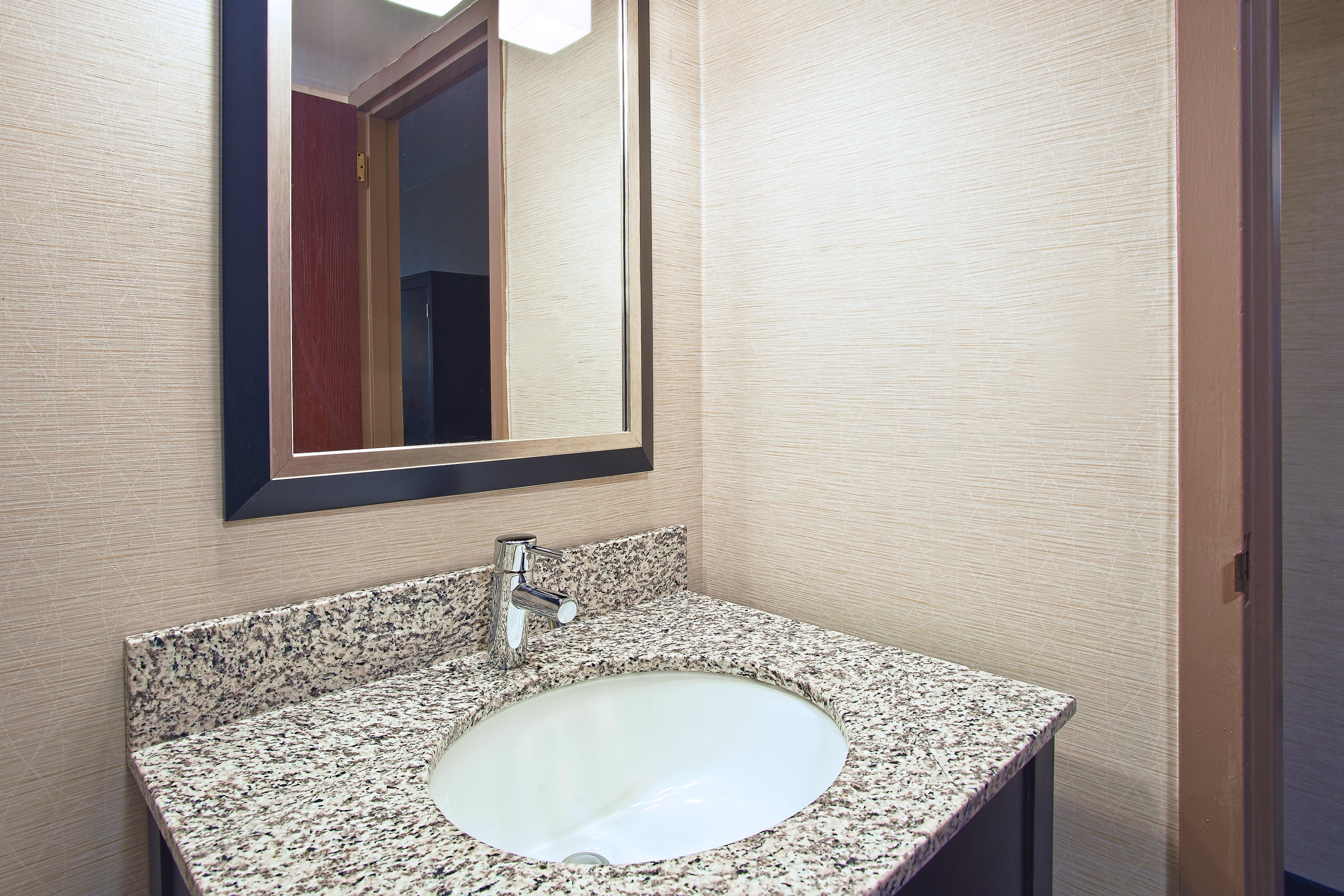 Holiday Inn Express And Suites Pittsburgh West Mifflin By Ihg Esterno foto