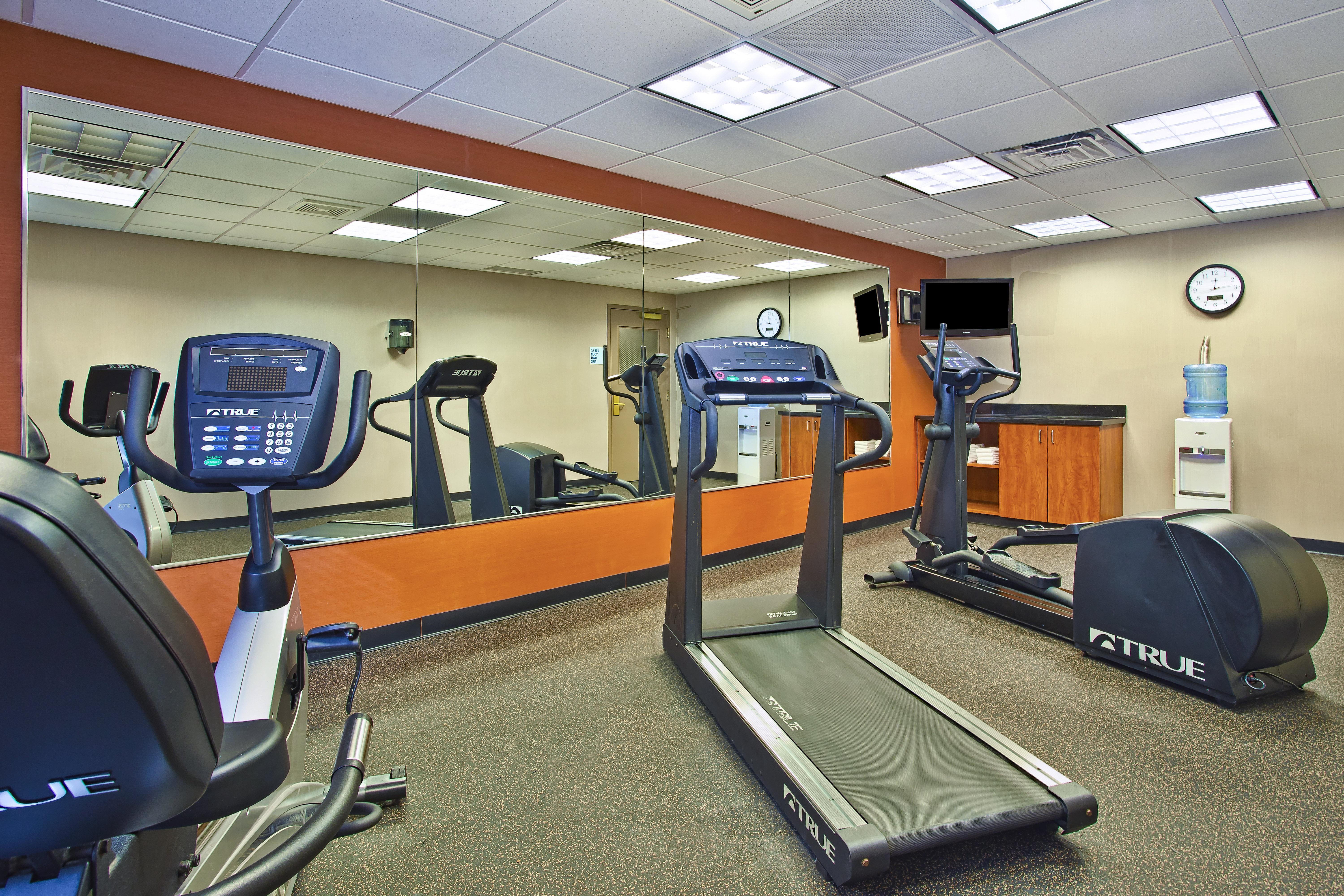 Holiday Inn Express And Suites Pittsburgh West Mifflin By Ihg Esterno foto