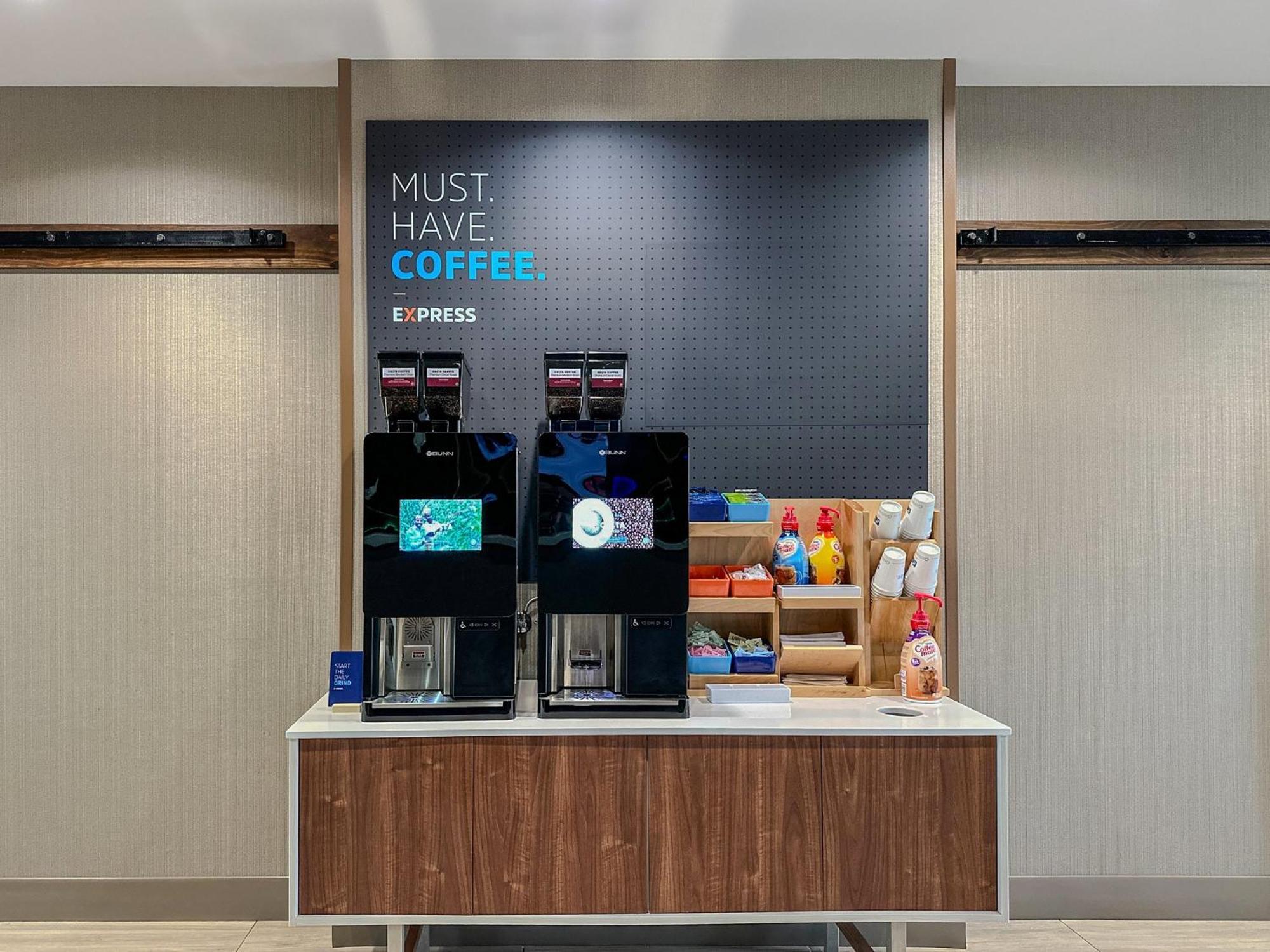 Holiday Inn Express And Suites Pittsburgh West Mifflin By Ihg Esterno foto
