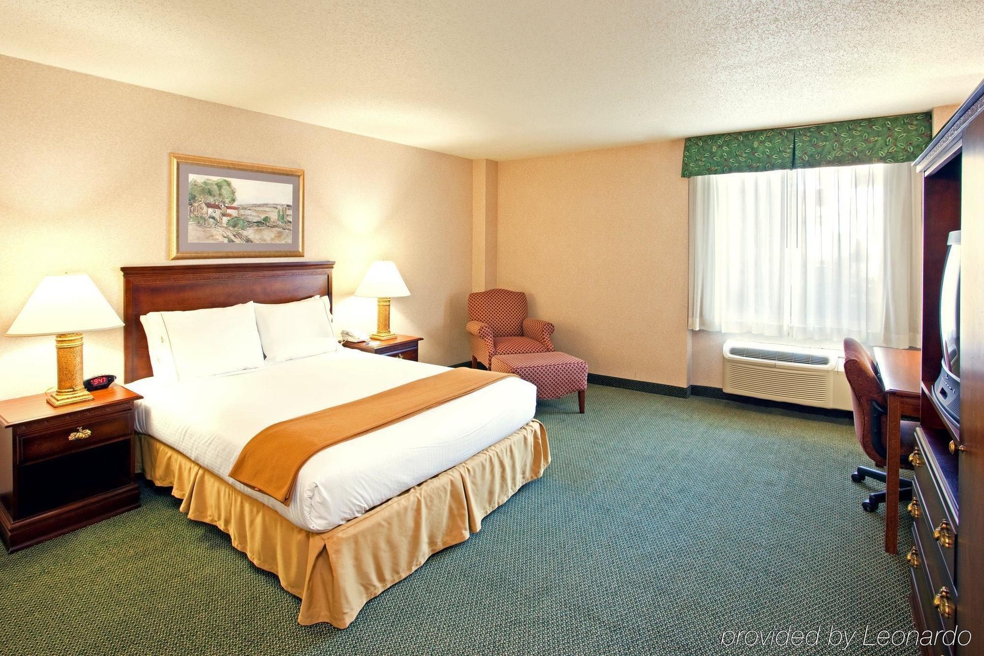 Holiday Inn Express And Suites Pittsburgh West Mifflin By Ihg Esterno foto